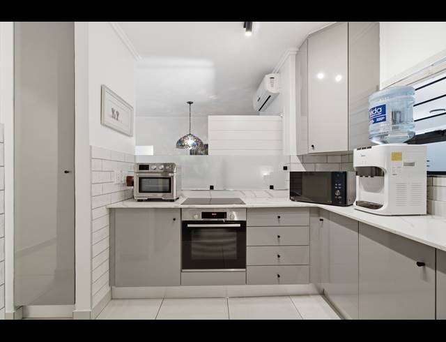 4 BEDROOM APARTMENT FOR SALE IN PALM LAKES ESTATE